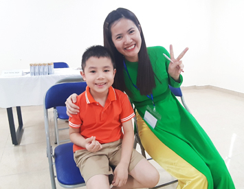 TRƯỜNG LIÊN CẤP LÔMÔNÔXỐP TUYỂN DỤNG GIÁO VIÊN TIẾNG ANH KHỐI THCS TRƯỜNG LIÊN CẤP LÔMÔNÔXỐP TUYỂN DỤNG GIÁO VIÊN TIẾNG ANH KHỐI THCS