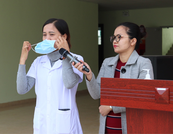 CHÀO CỜ ĐẦU TUẦN: LOMOERS ĐƯỢC NÂNG CAO KIẾN THỨC PHÒNG BỆNH TRƯỚC DIỄN BIẾN MỚI CỦA DỊCH COVID-19