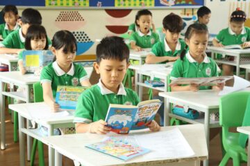 TRƯỜNG TIỂU HỌC LÔMÔNÔXỐP TRIỂN KHAI PHONG TRÀO 10 PHÚT ĐỌC SÁCH ĐẦU GIỜ – “THÓI QUEN NHỎ – Ý NGHĨA LỚN”