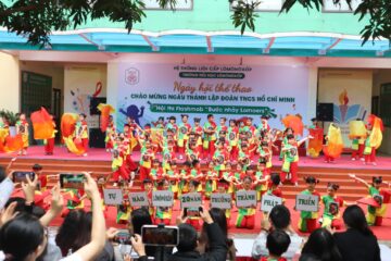 ẤN TƯỢNG HỘI THI FLASHMOB – “BƯỚC NHẢY LOMOERS” VÀ NGÀY HỘI THỂ THAO CỦA HỌC SINH TRƯỜNG TIỂU HỌC LÔMÔNÔXỐP ẤN TƯỢNG HỘI THI FLASHMOB – “BƯỚC NHẢY LOMOERS” VÀ NGÀY HỘI THỂ THAO CỦA HỌC SINH TRƯỜNG TIỂU HỌC LÔMÔNÔXỐP