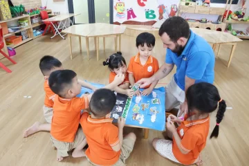 CHƯƠNG TRÌNH HỌC TUẦN HỆ TIẾNG ANH TĂNG CƯỜNG